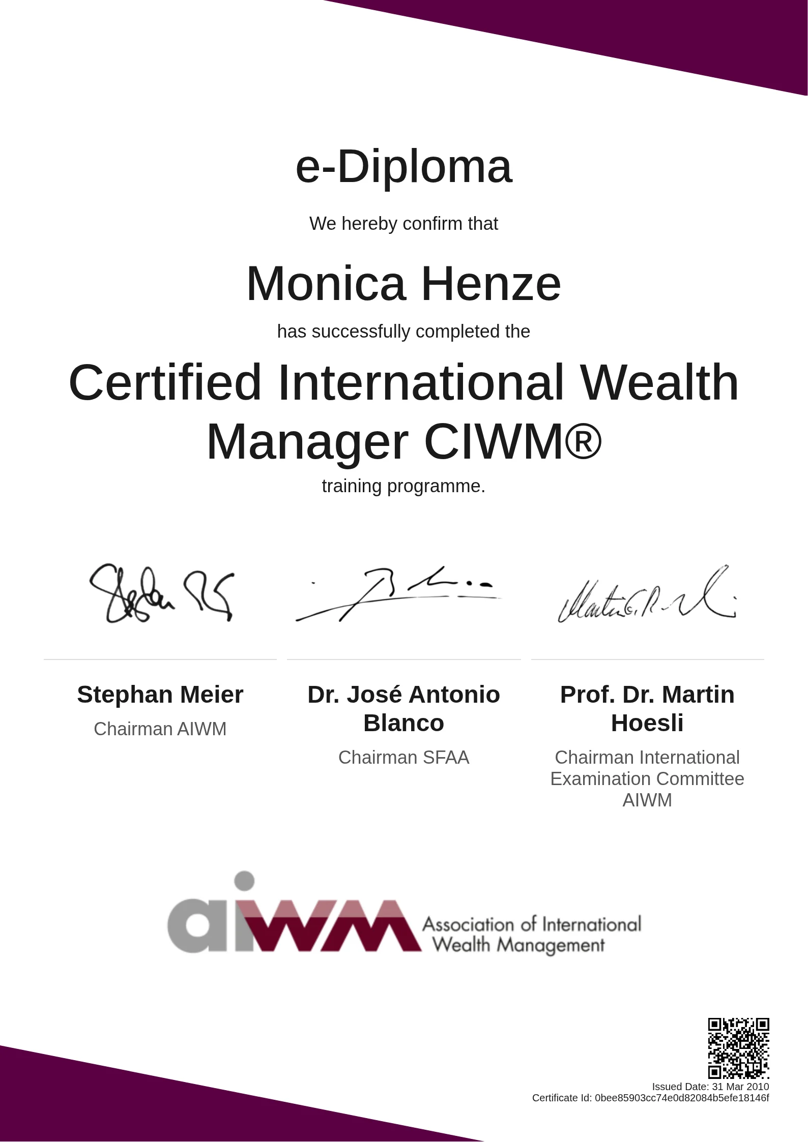 Monica Henze | Certified International Wealth Manager CIWM®